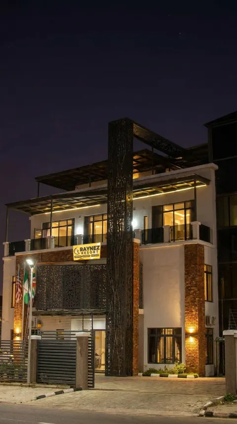 Raynez Resort & Suites – Raynez Products 02