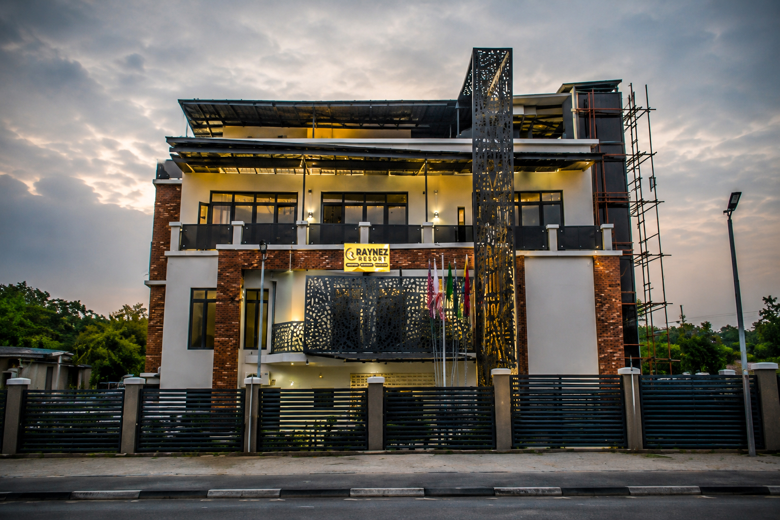 Raynez Resort & Suites — luxury hotel in Mabushi, Abuja